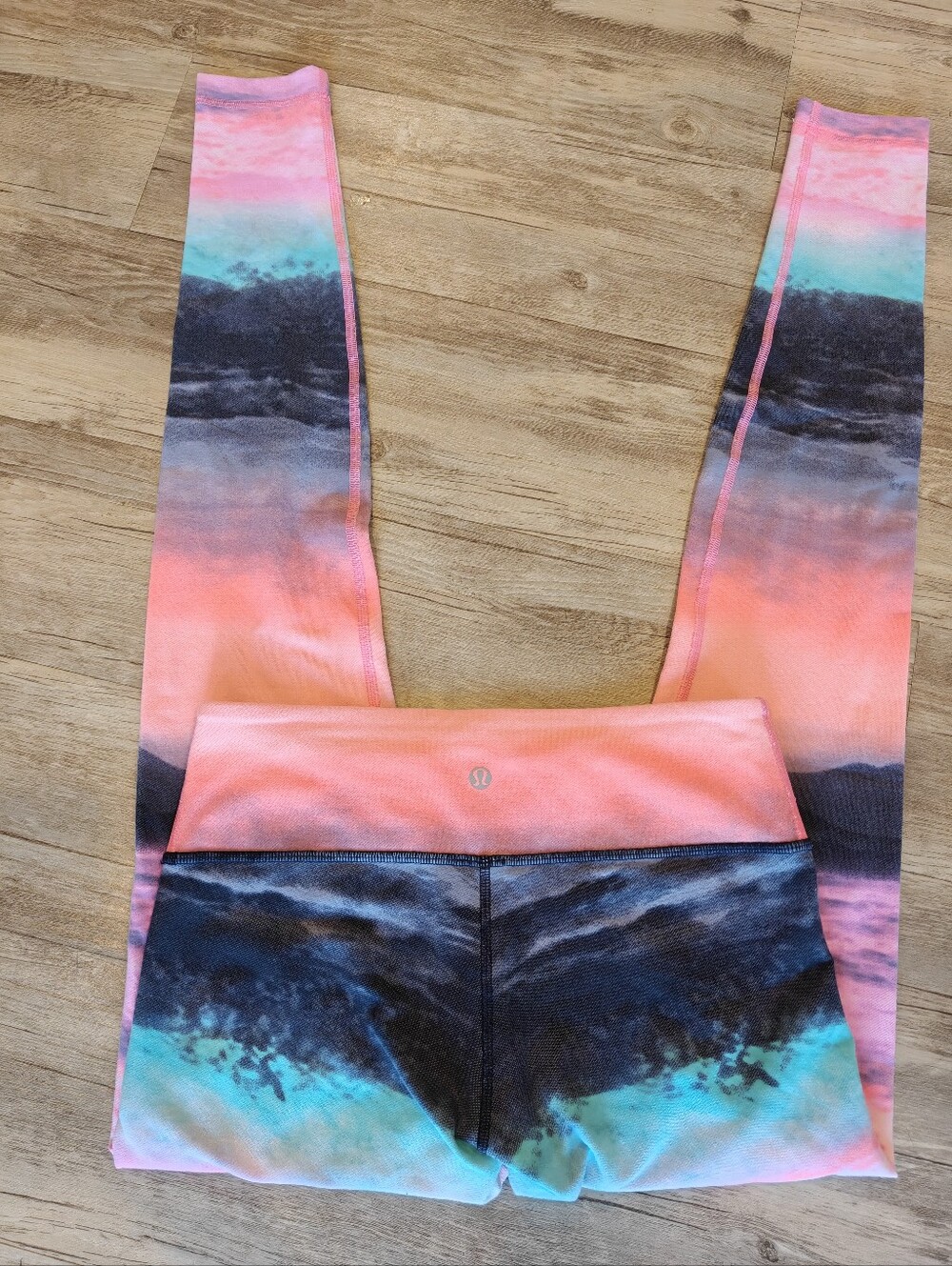 Rare 🦄 Lululemon Wunder Under Pant Beachscape Size 6 EUC